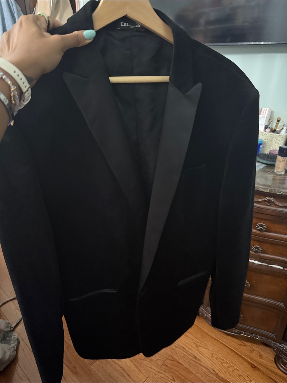 Express Black Velvet Peak Lapel Tuxedo Blazer